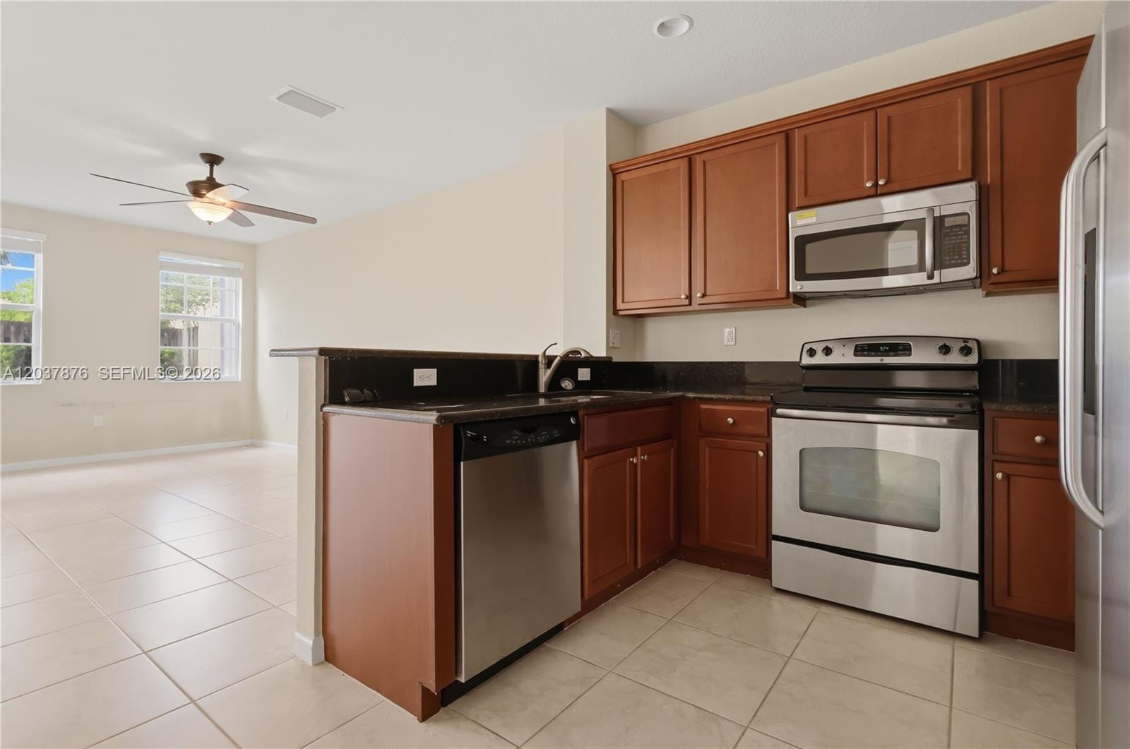 277 Las Brisas Circle, Sunrise, FL 33326 photo 5
