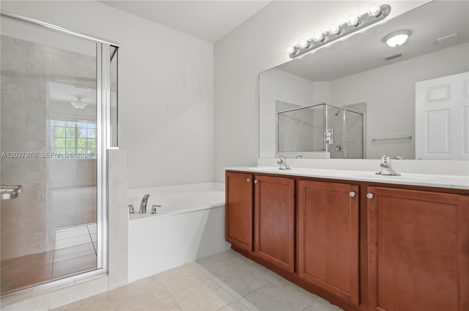 277 Las Brisas Circle, Sunrise, FL 33326 photo 8