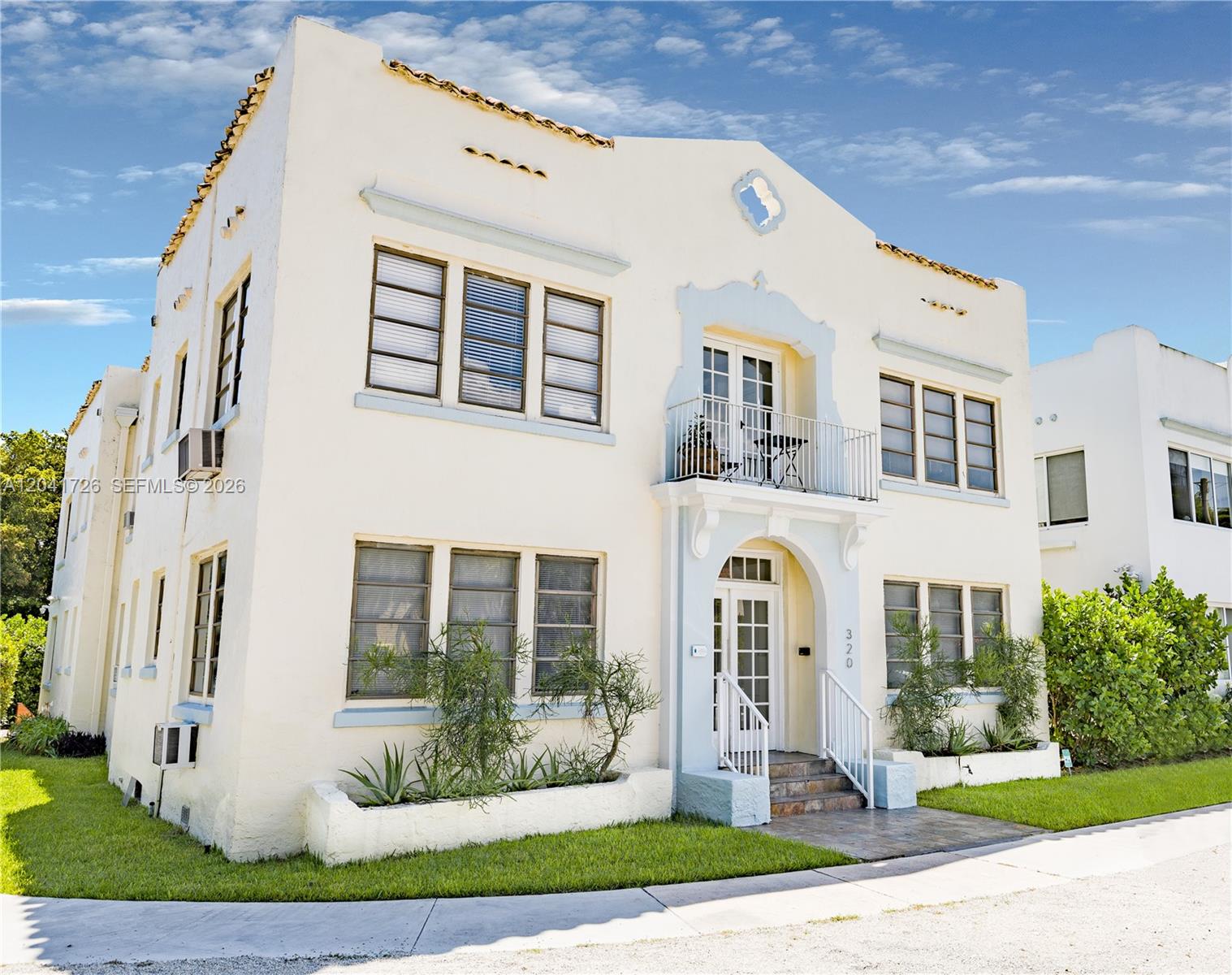 320 Mendoza Avenue 3, Miami, FL 33134, Miami