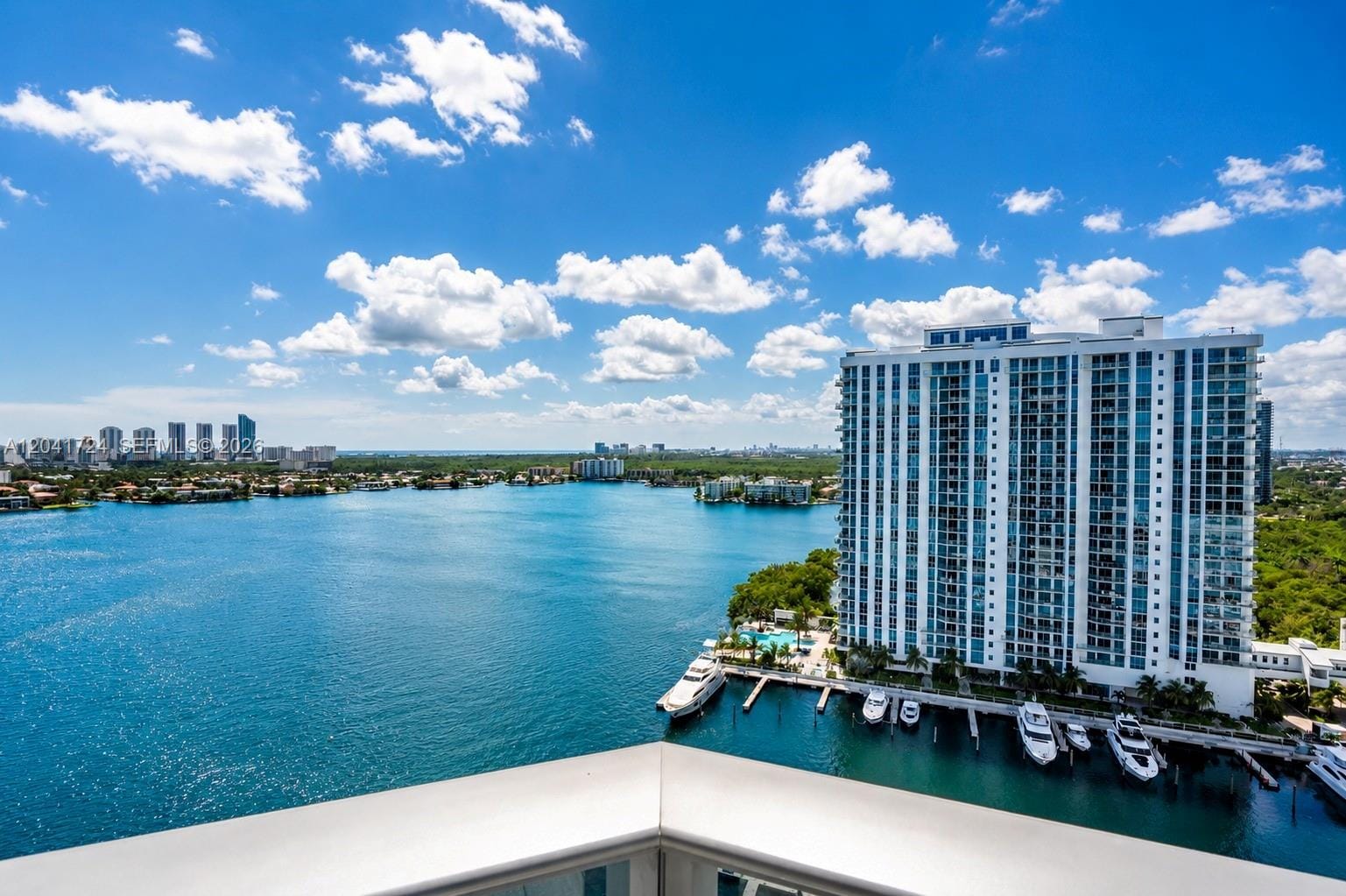 17301 Biscayne Boulevard 1407 — photo 1