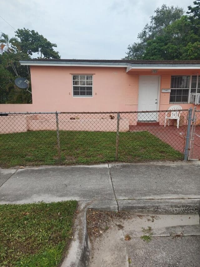 1980 Lincoln Avenue, Opa-Locka, FL 33054