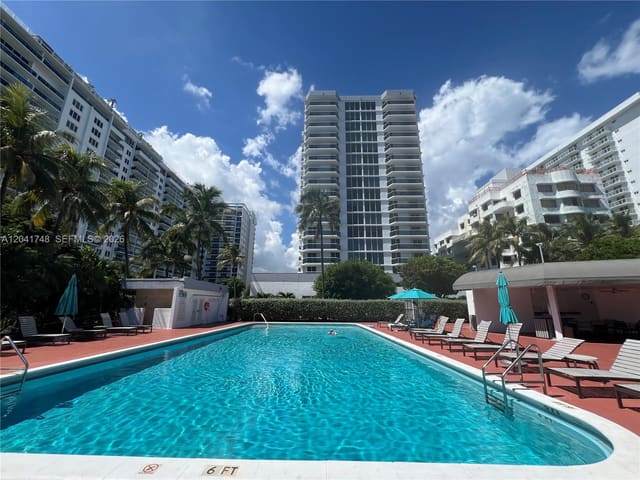 2401 Collins Avenue 1009, Miami Beach, FL 33140