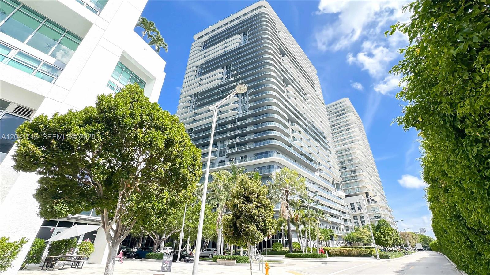 121 NE 34th Street 814, Miami, FL 33137, Miami