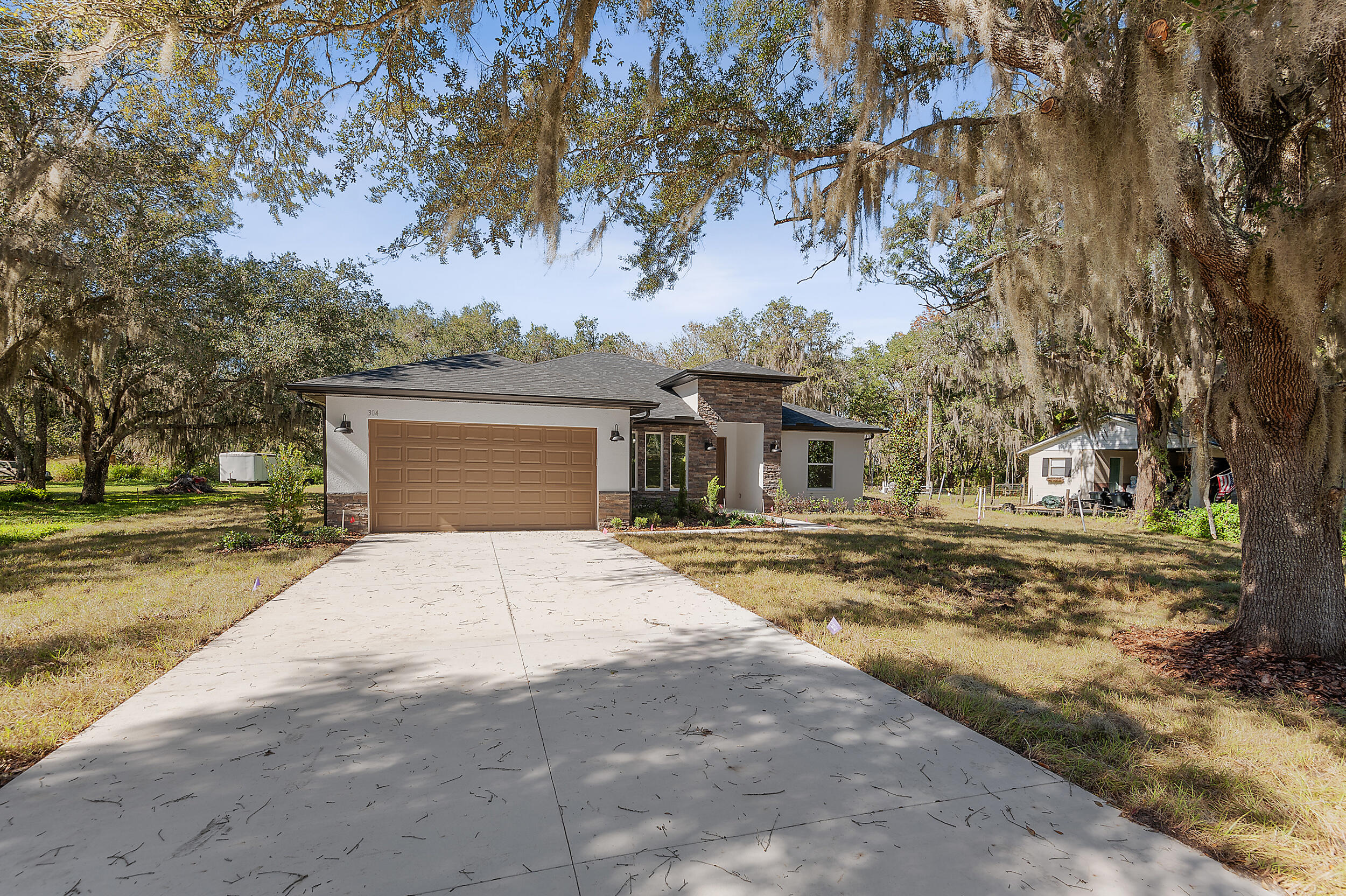 304 N Jungle Road, Geneva, FL 32732, Geneva
