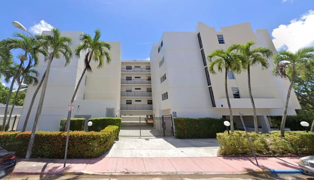7601 Byron Avenue 3c, Byron East Condo, Miami Beach, FL