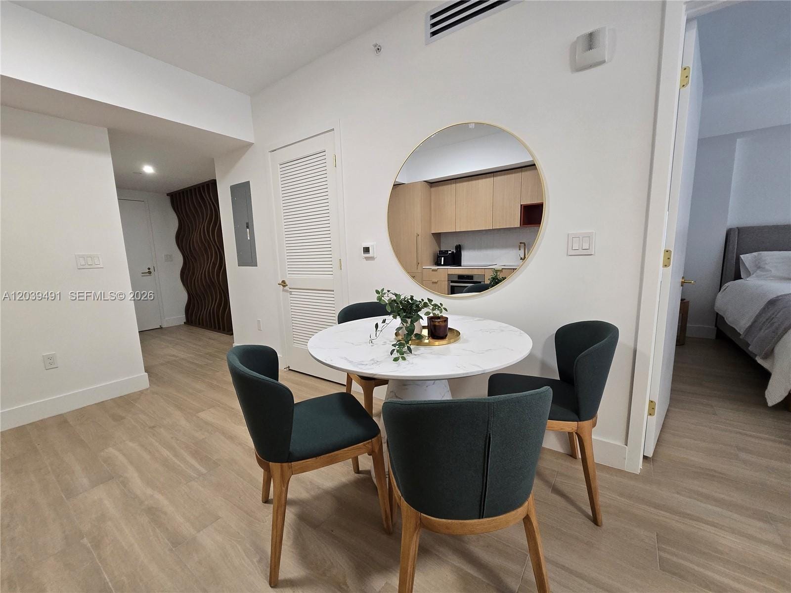 90 NE 32nd Street 305 — photo 7