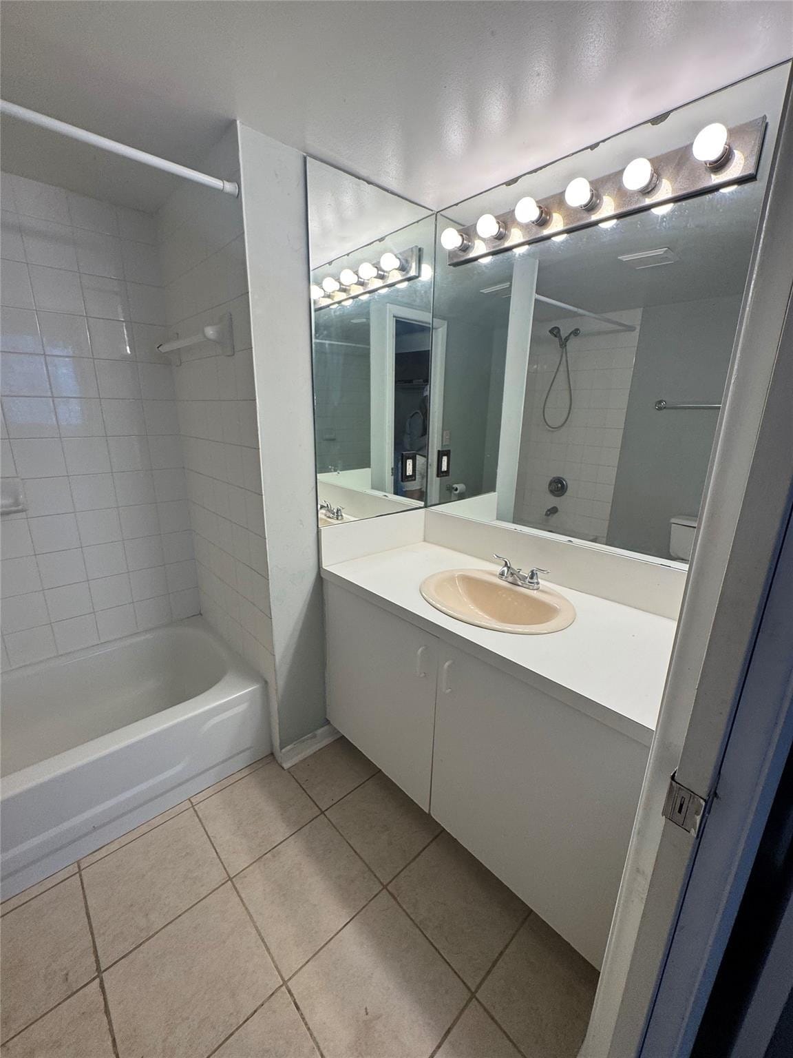 1721 Village Boulevard 204 — photo 3