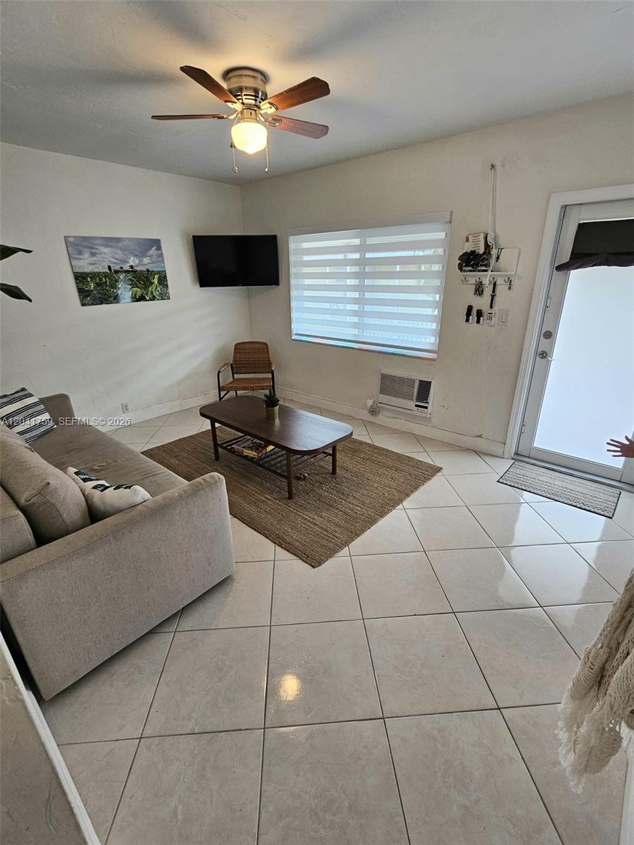 7400 Harding Avenue 22, Miami Beach, FL 33141, Miami Beach