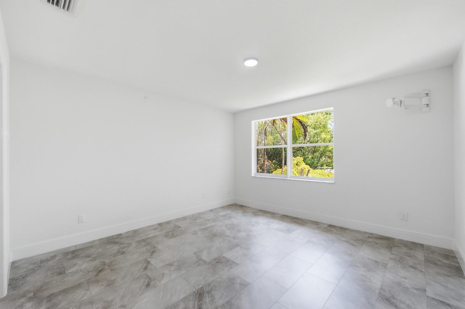 2824 NW 99th Terrace — photo 11
