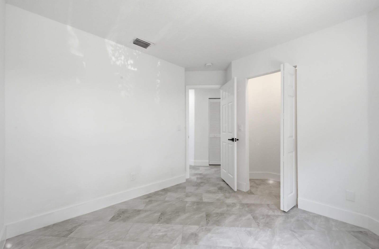 2824 NW 99th Terrace, Sunrise, FL 33322 photo 16