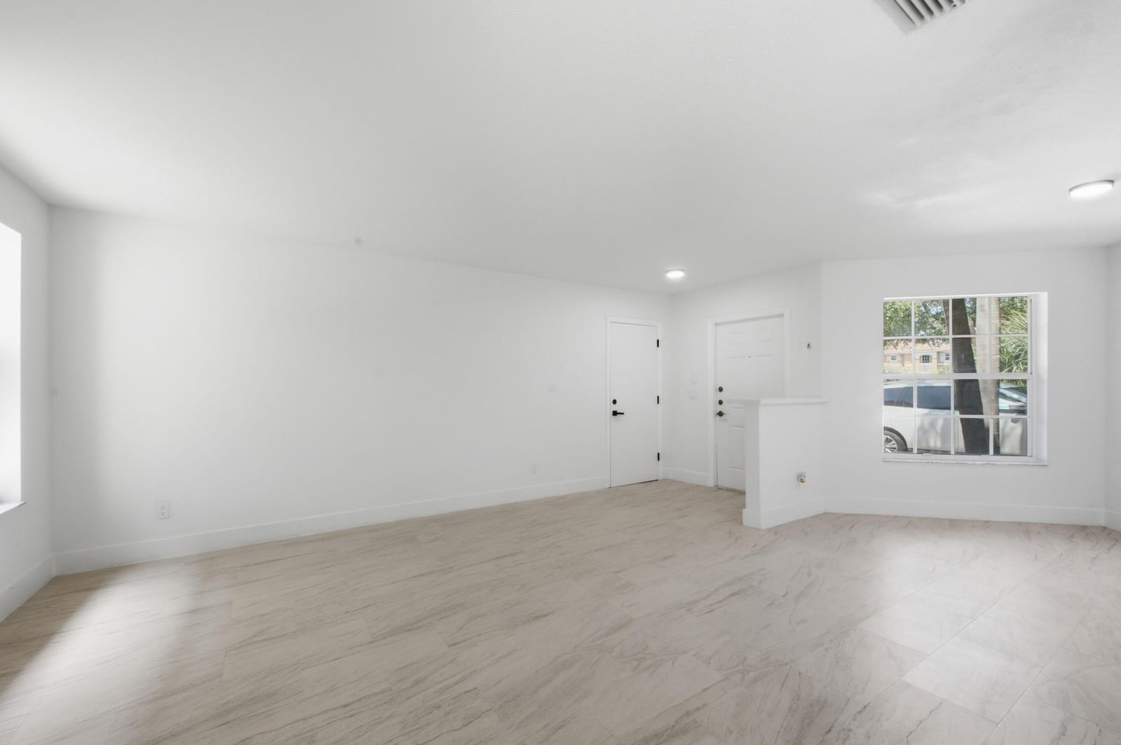 2824 NW 99th Terrace — photo 9
