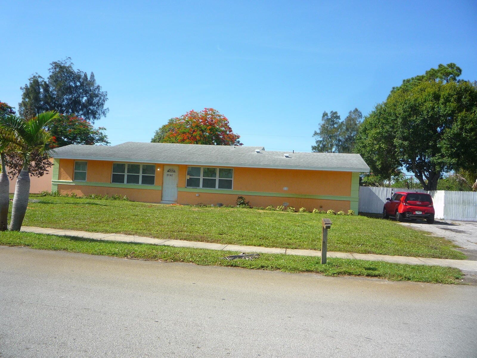 2162 NW 28th Street, Oakland Park, FL 33311
