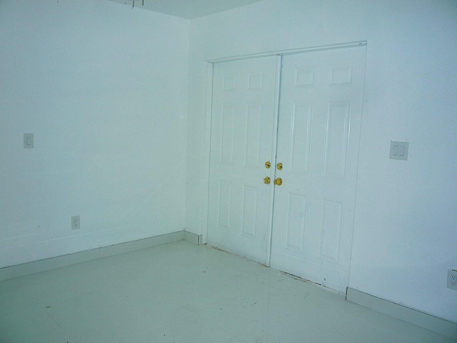 2162 NW 28th Street, Oakland Park, FL 33311 photo 9