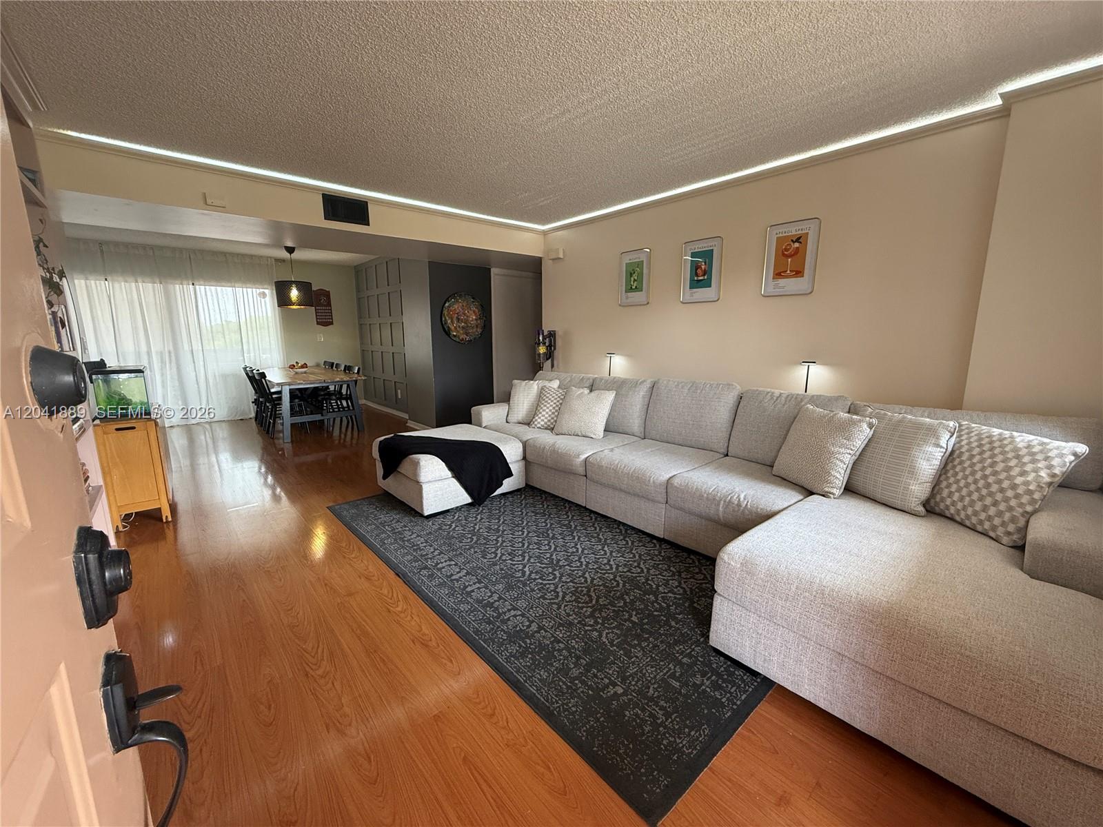 17000 NW 67th Avenue 402, Hialeah, FL 33015, Hialeah