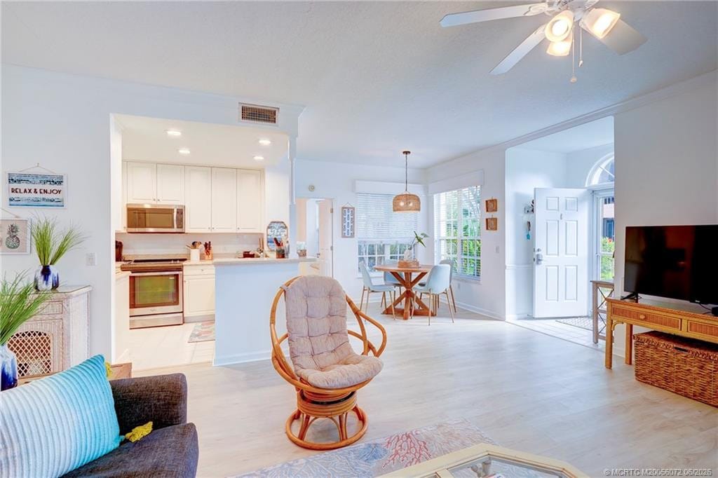 411 NE Plantation Road 511, Stuart, FL 34996 photo 10