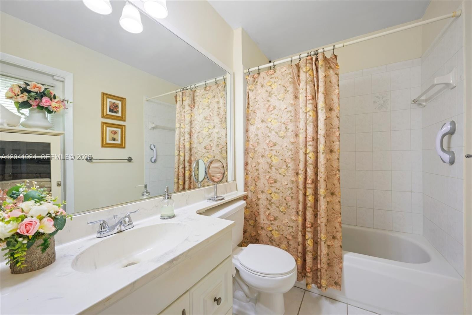 906 SW 8th Avenue, Hallandale Beach, FL 33009 photo 13