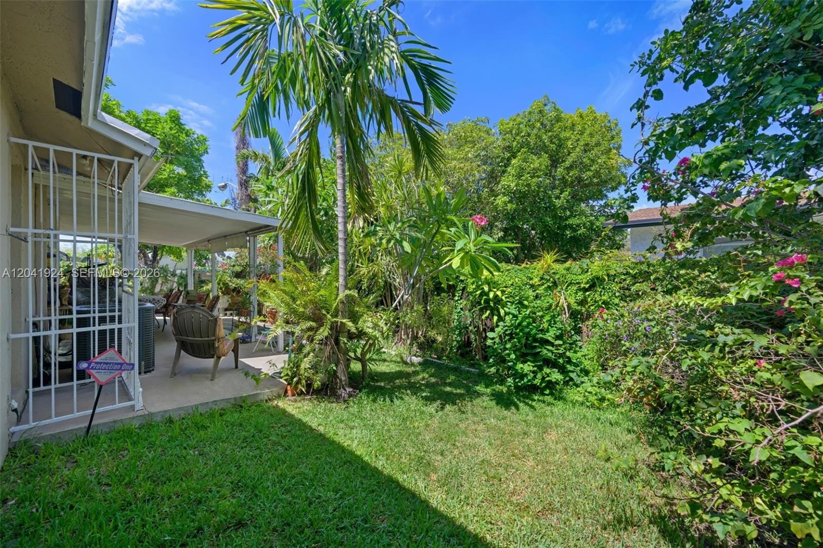 906 SW 8th Avenue, Hallandale Beach, FL 33009 photo 22