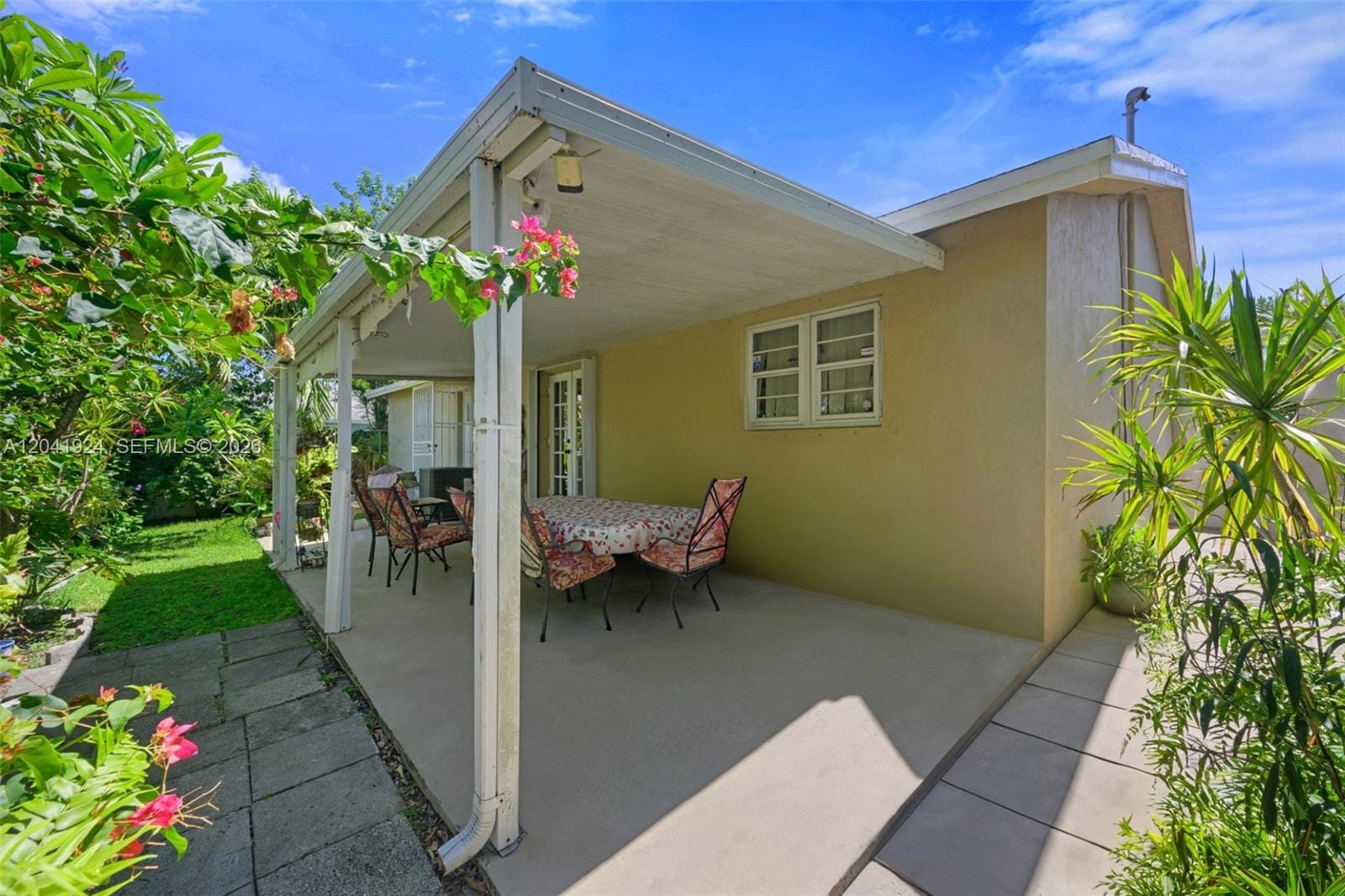 906 SW 8th Avenue, Hallandale Beach, FL 33009 photo 24