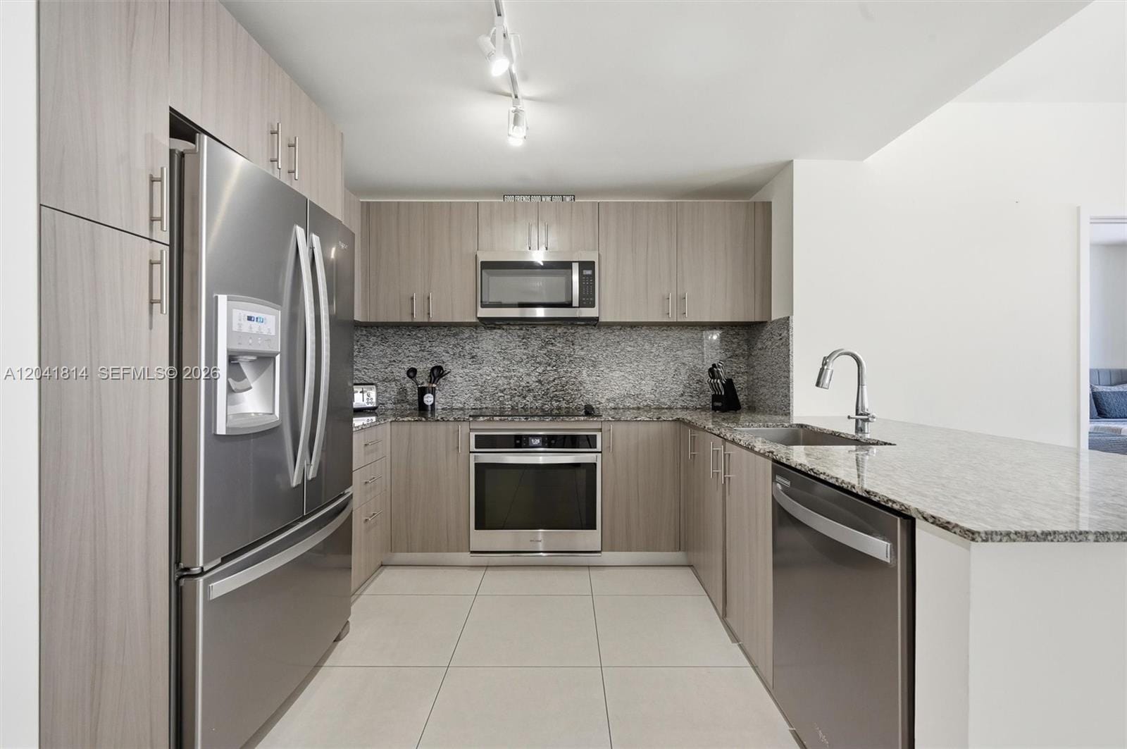 5350 NW 84th Avenue 504, Doral, FL 33166 photo 3