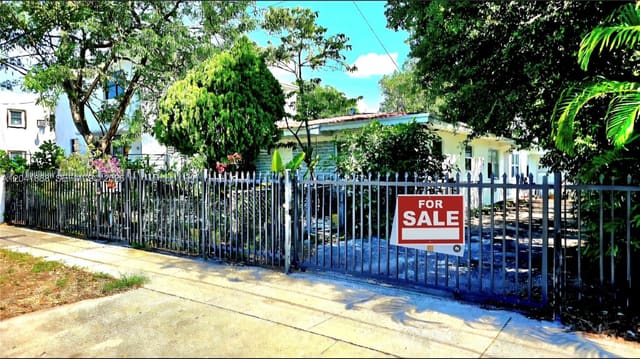 241 NW 32nd Street, Wynd Wood Park, Miami, FL