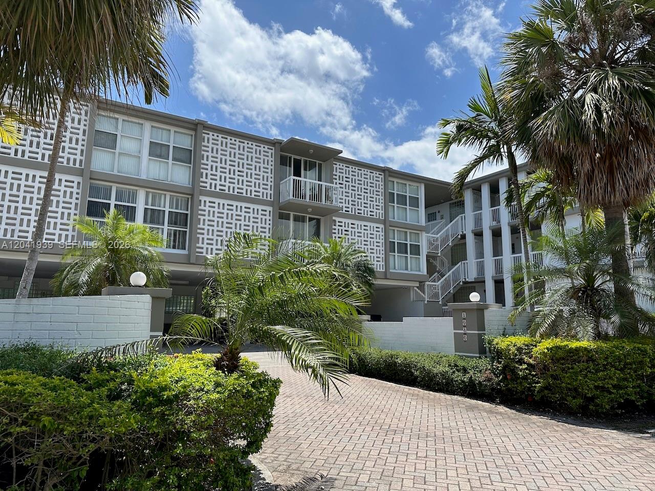 1080 99th Street 221, Bay Harbor Islands, FL 33154, Bay Harbor Islands