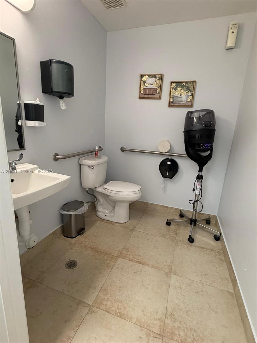 17650 NW 78th Avenue, Hialeah, FL 33015 photo 10