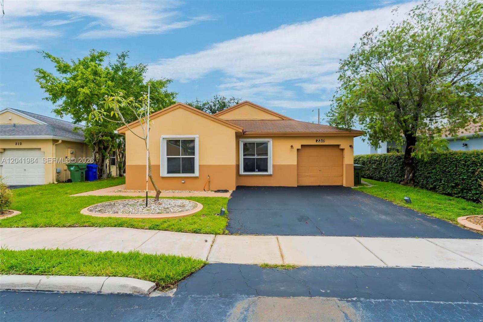220 NW 207th Way, Pembroke Pines, FL 33029, Pembroke Pines