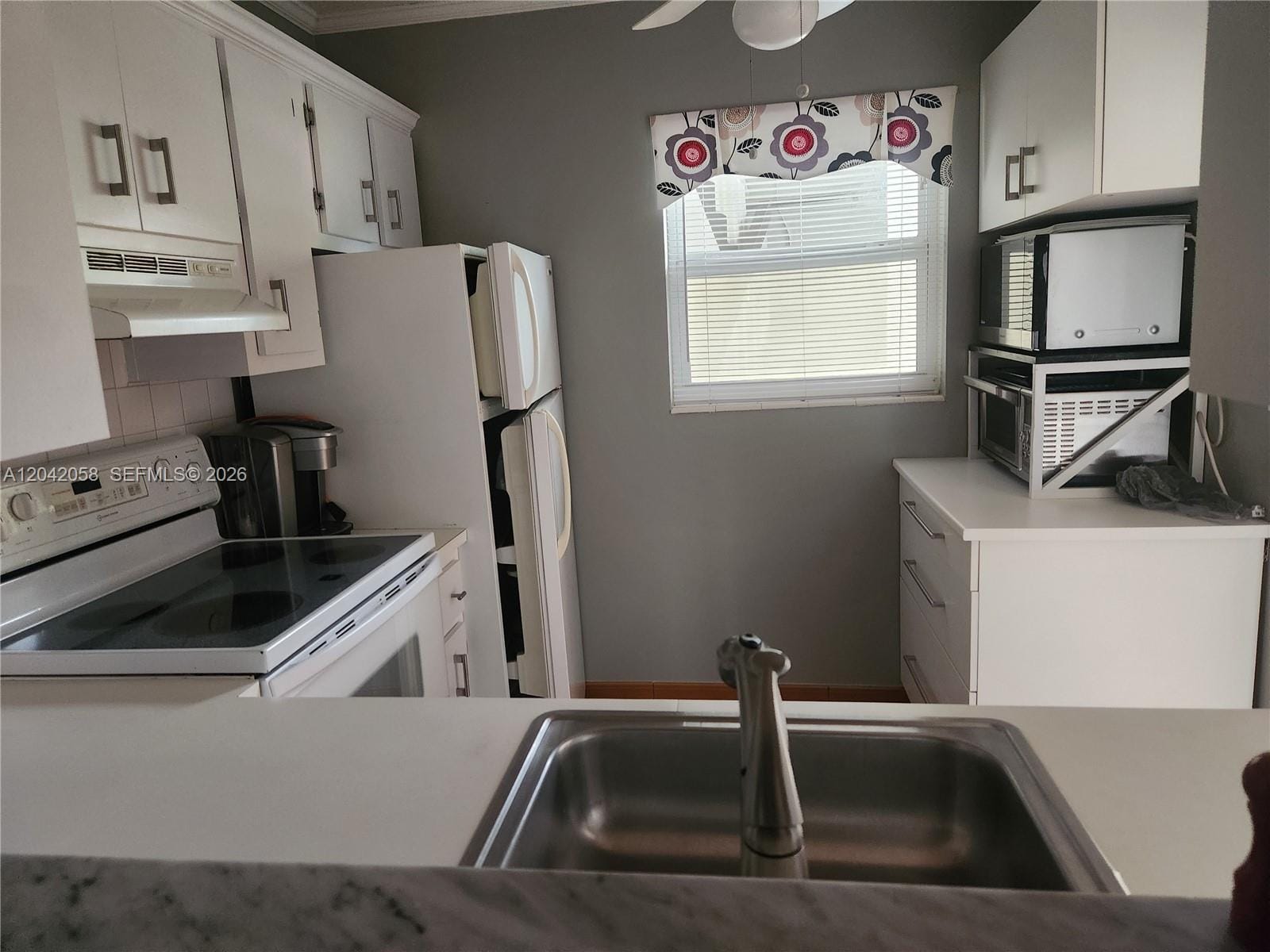 5001 NW 34th Street 205 — photo 11