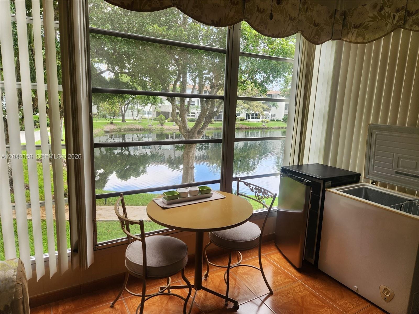 5001 NW 34th Street 205 — photo 3