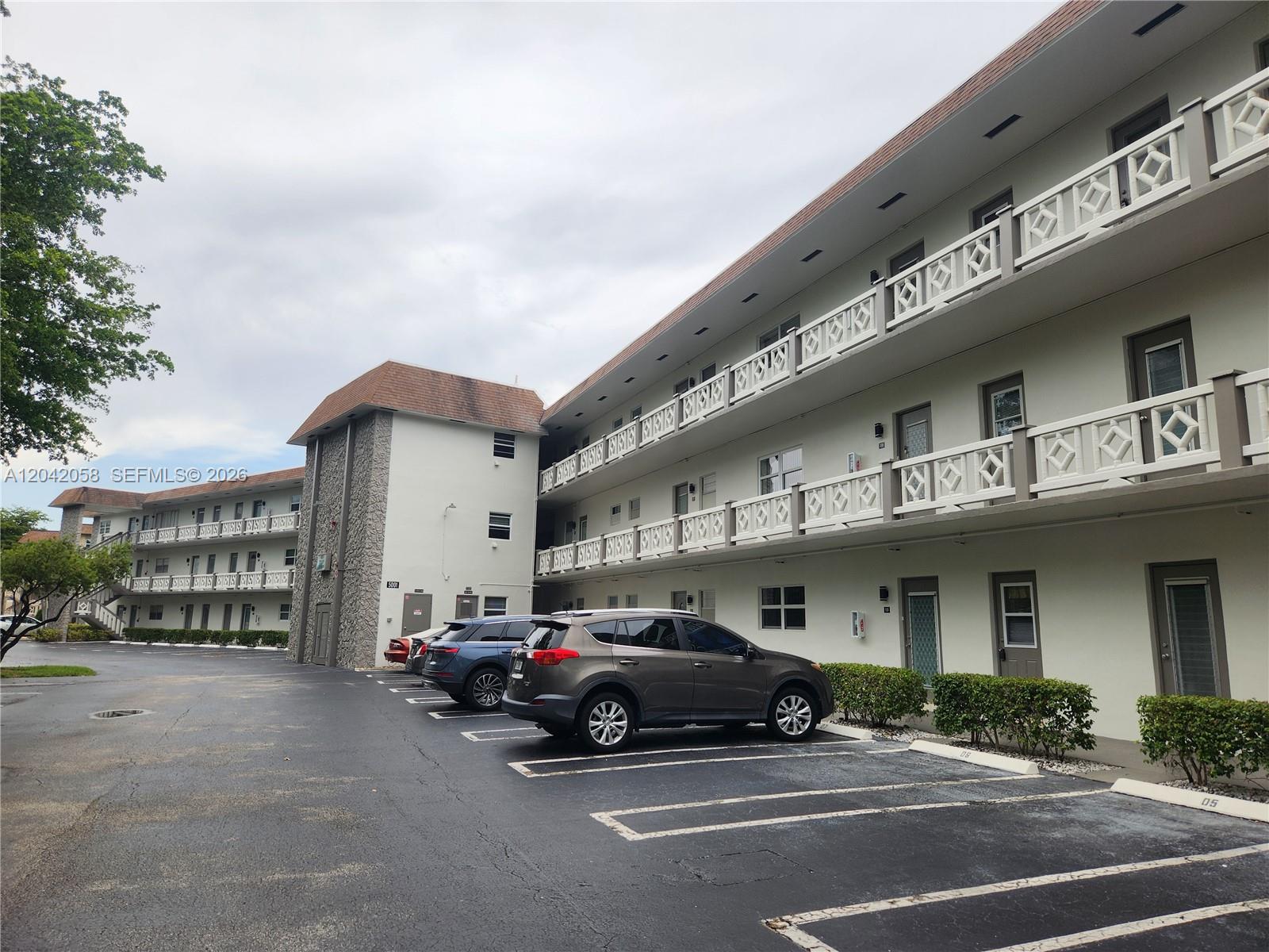 5001 NW 34th Street 205, Lauderdale Lakes, FL 33319, Lauderdale Lakes