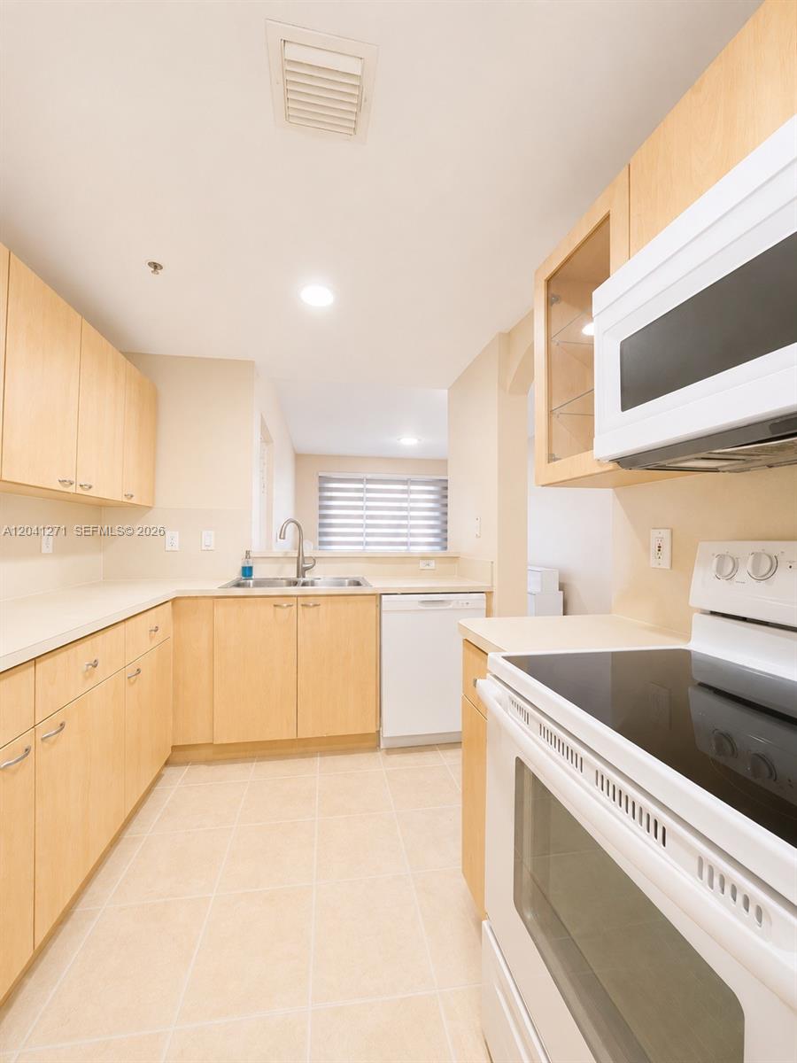 6670 NW 114th Avenue 603, Doral, FL 33178, Doral