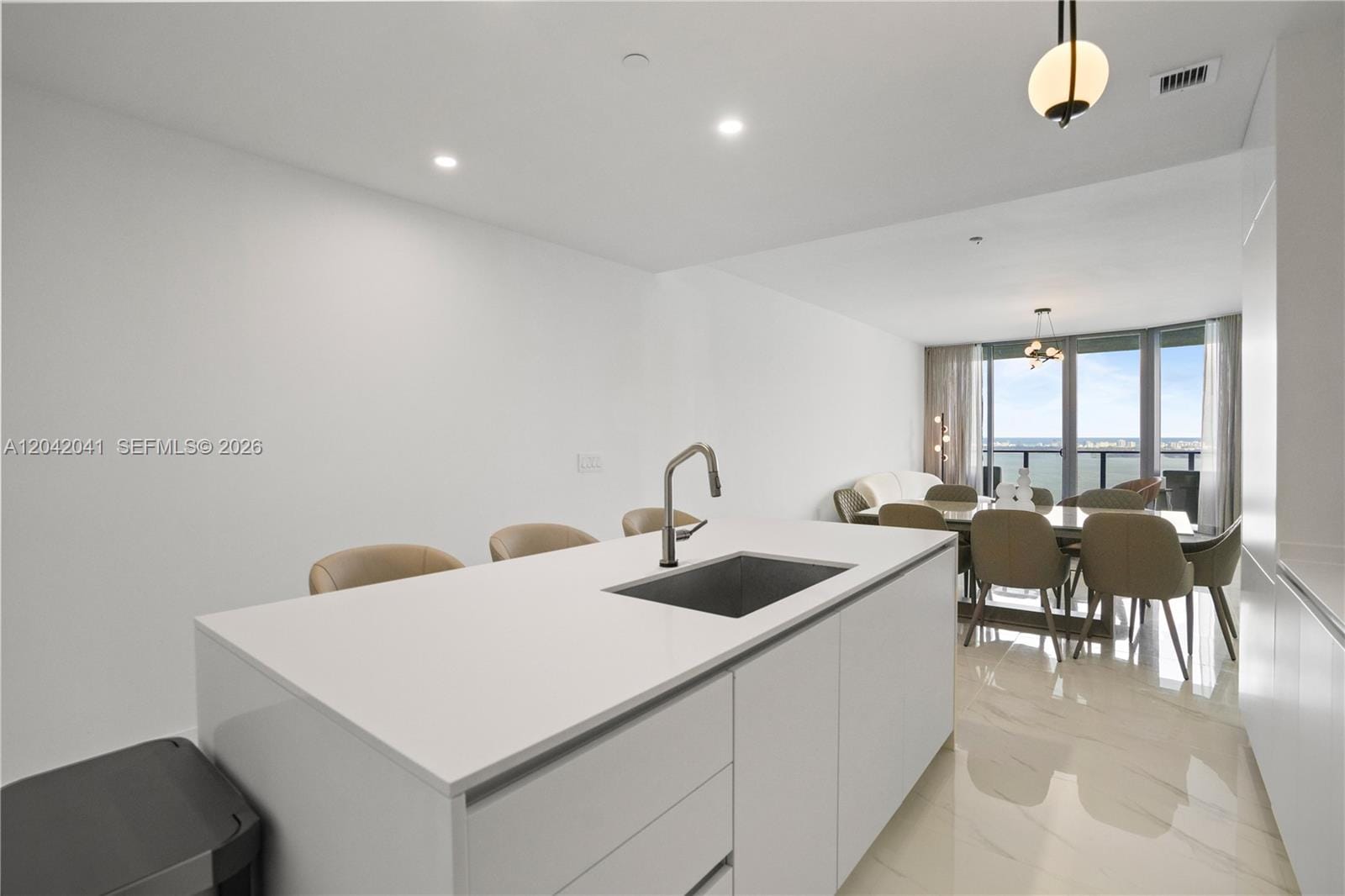 700 NE 24 3905 — photo 9