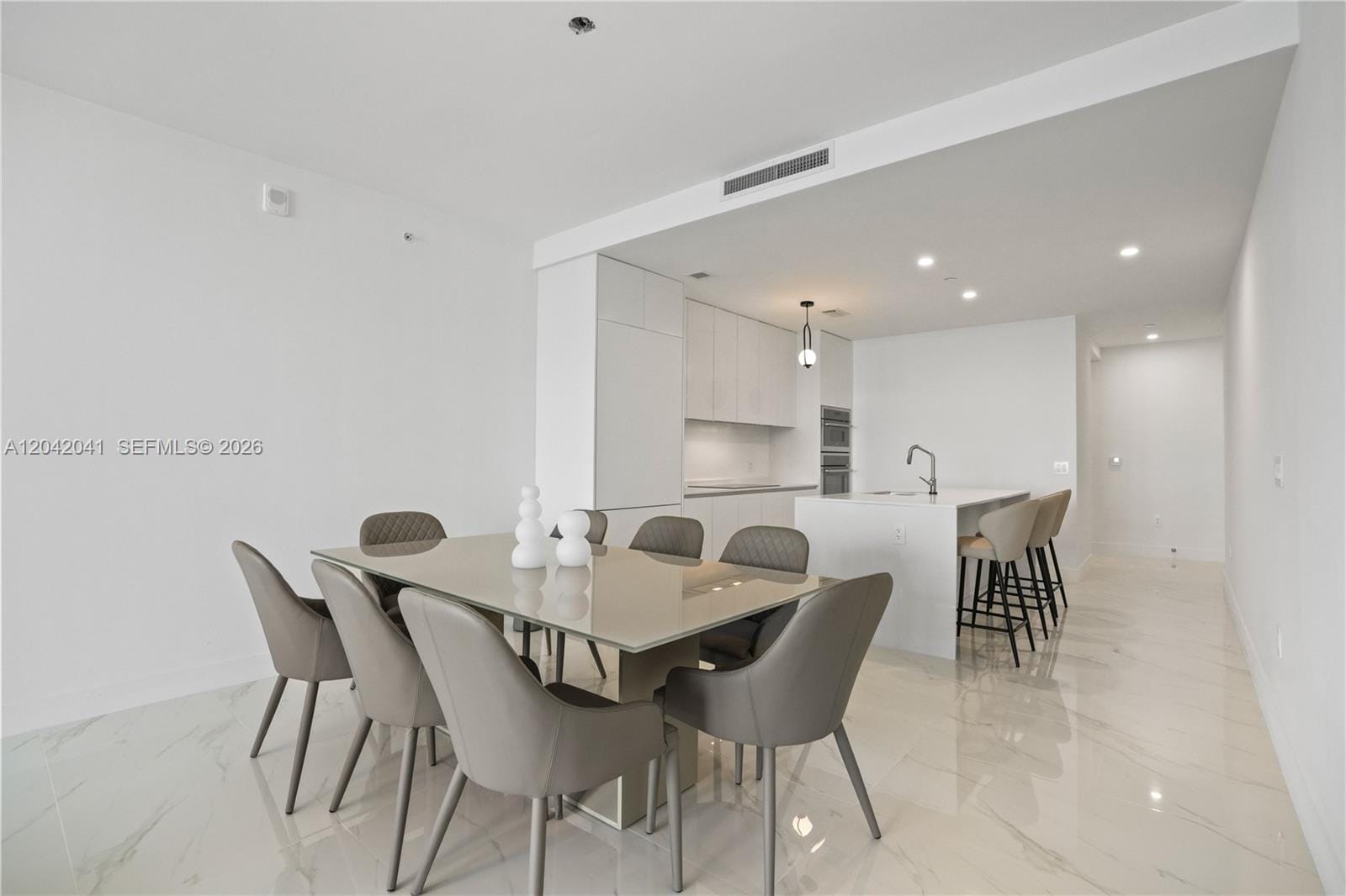 700 NE 24 3905 — photo 10