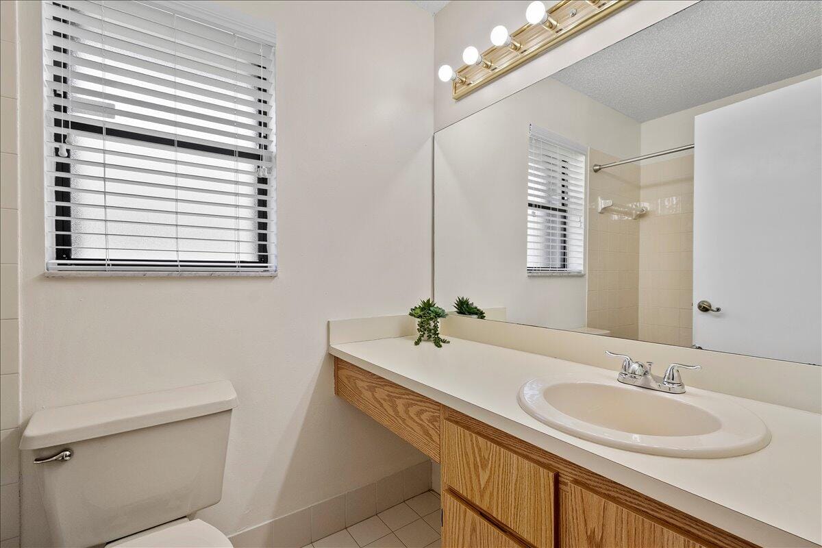 1430 Pines Lane, West Palm Beach, FL 33415 photo 25
