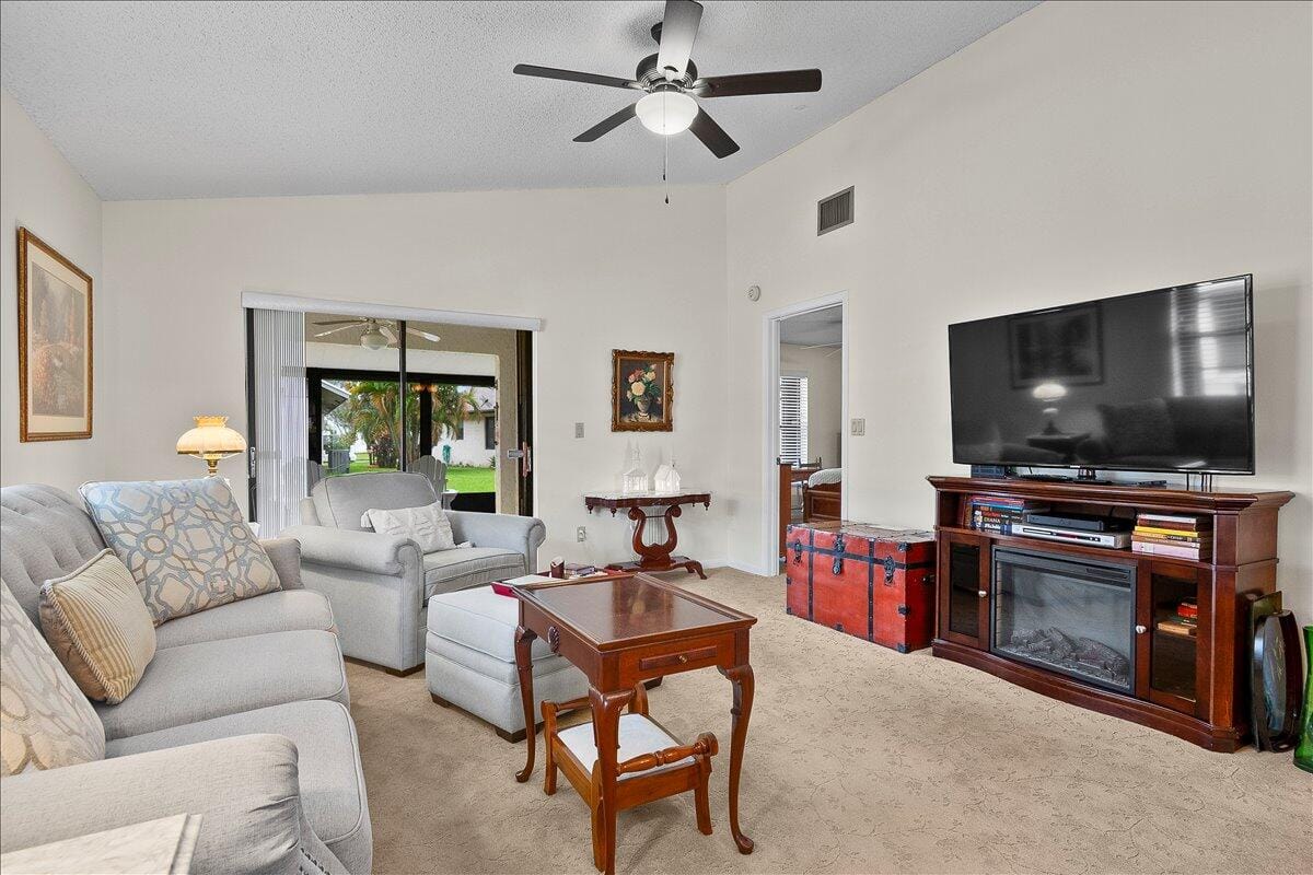 1430 Pines Lane, West Palm Beach, FL 33415 photo 9