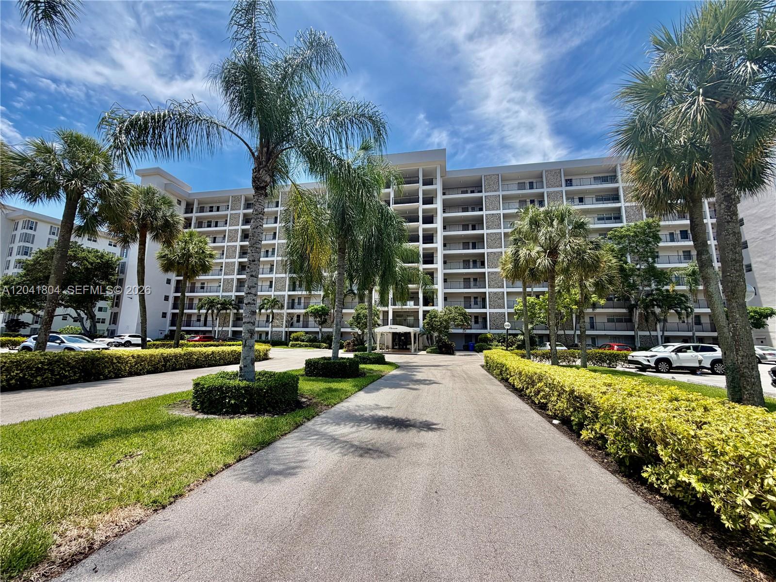 3200 N Palm Aire Drive 710 — photo 3