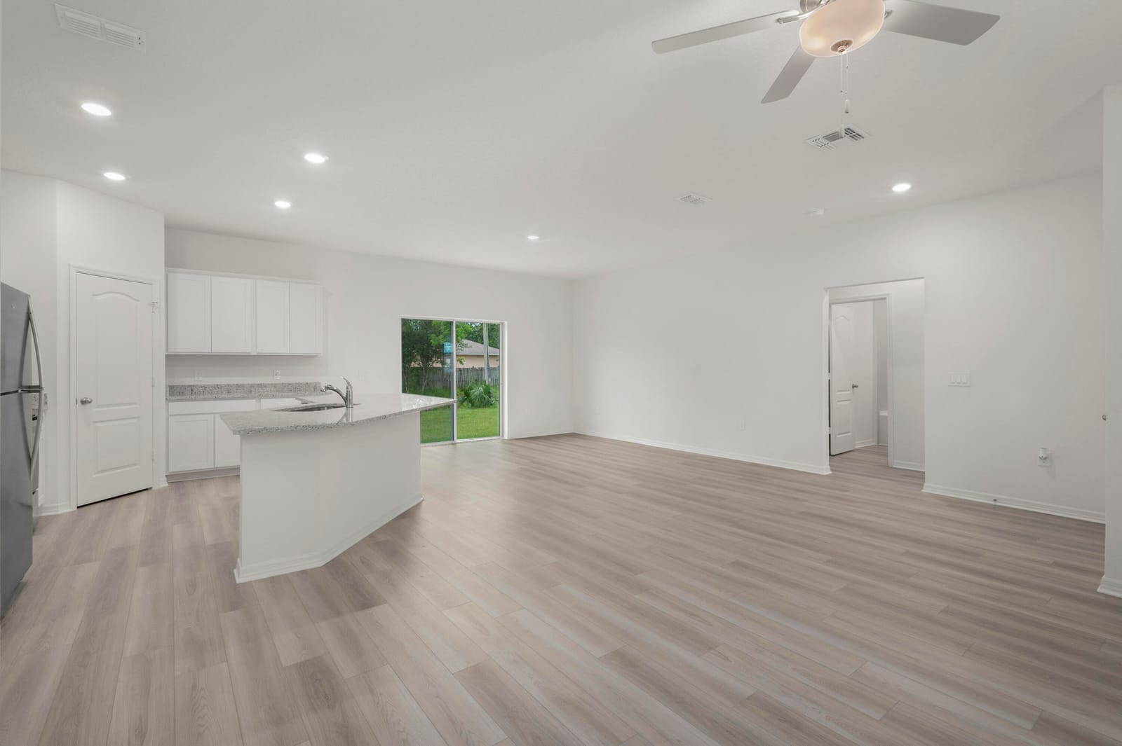 1613 SE Grapeland Avenue, Port St. Lucie, FL 34952 photo 14