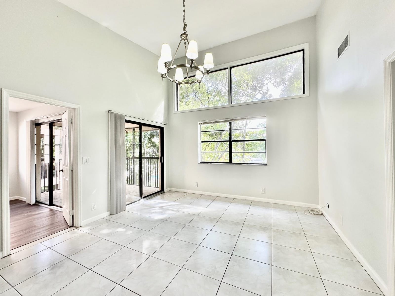1917 NW 94th Avenue 204a, Coral Springs, FL 33071 photo 12