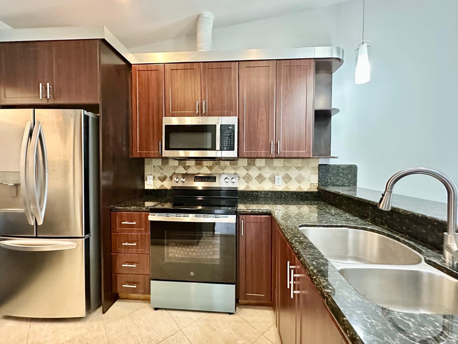 1917 NW 94th Avenue 204a, Coral Springs, FL 33071 photo 4