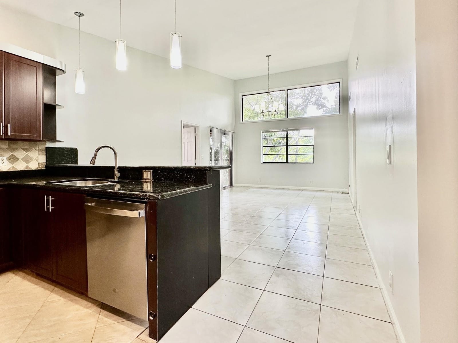 1917 NW 94th Avenue 204a, Coral Springs, FL 33071 photo 8