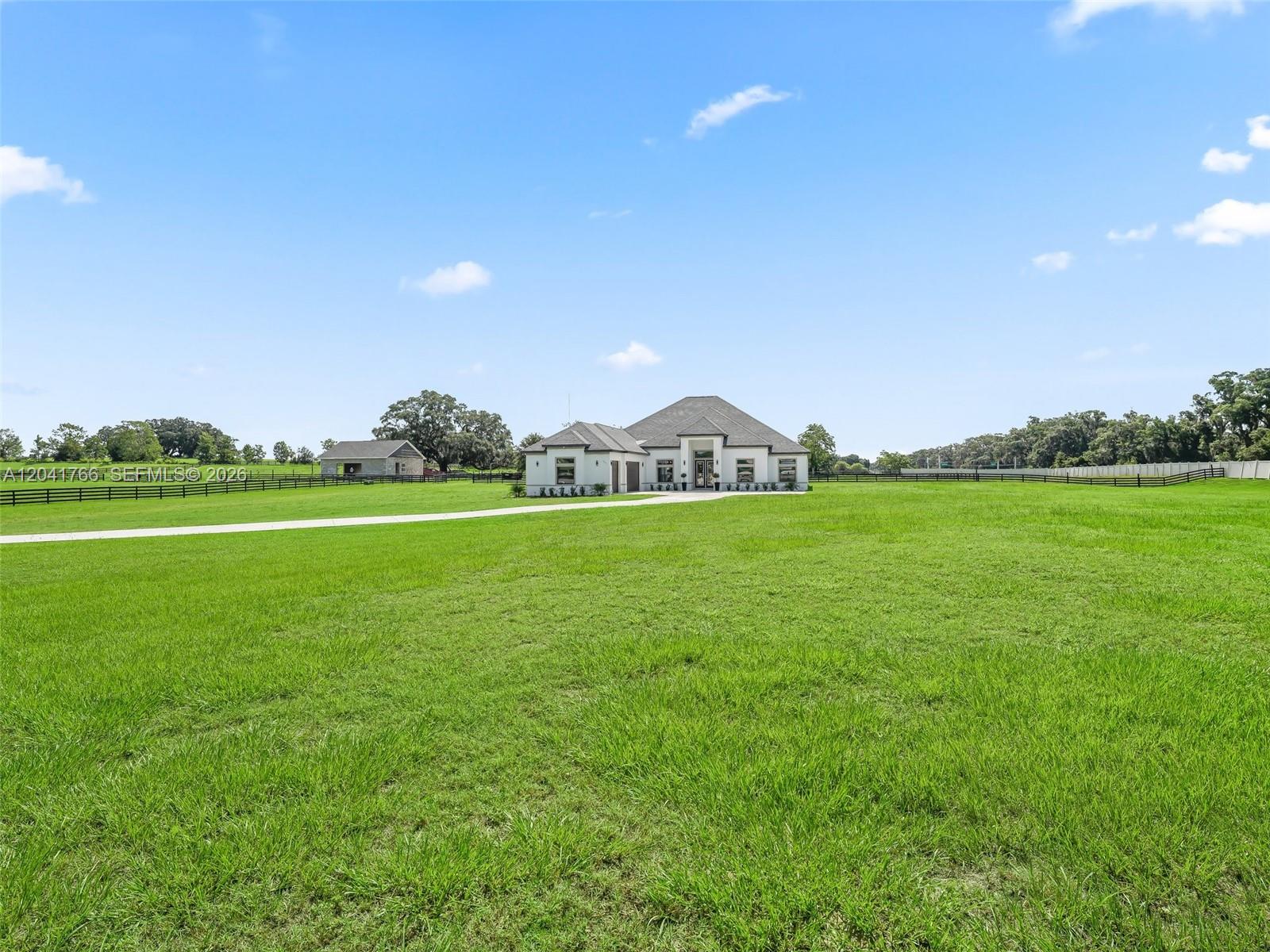 7041 NE 22nd Court Road — photo 3