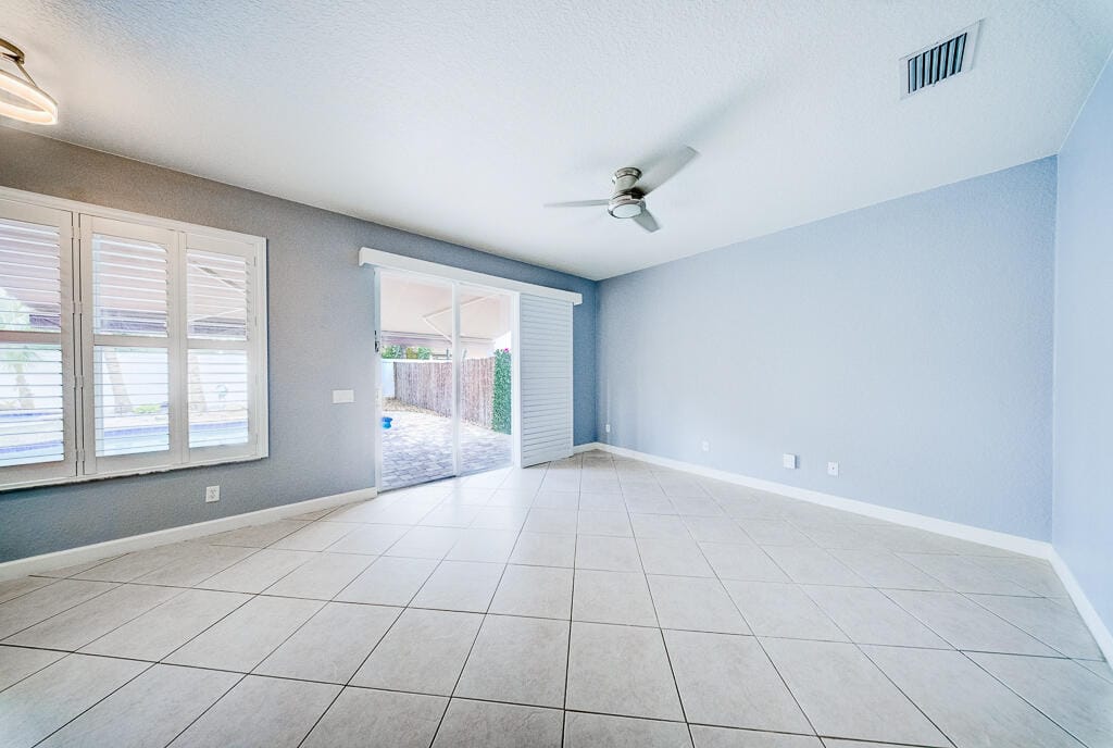 11436 Blue Violet Lane, Royal Palm Beach, FL 33411 photo 15