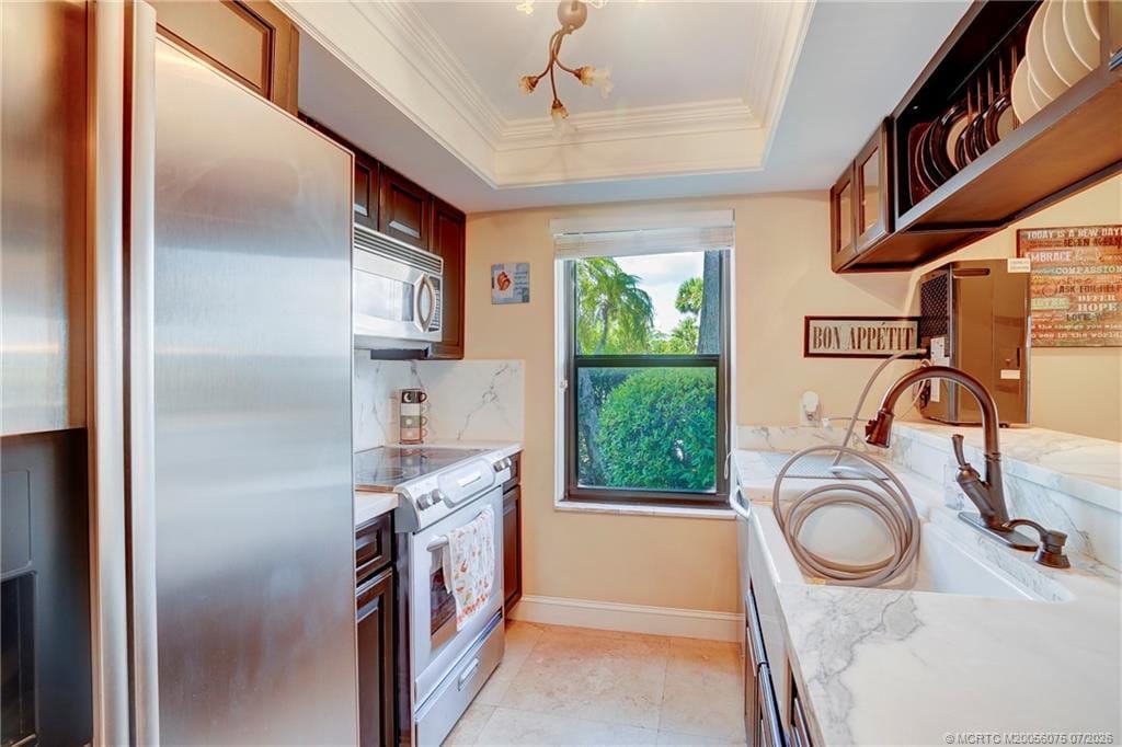 40 NE Plantation Road 101, Stuart, FL 34996 photo 11