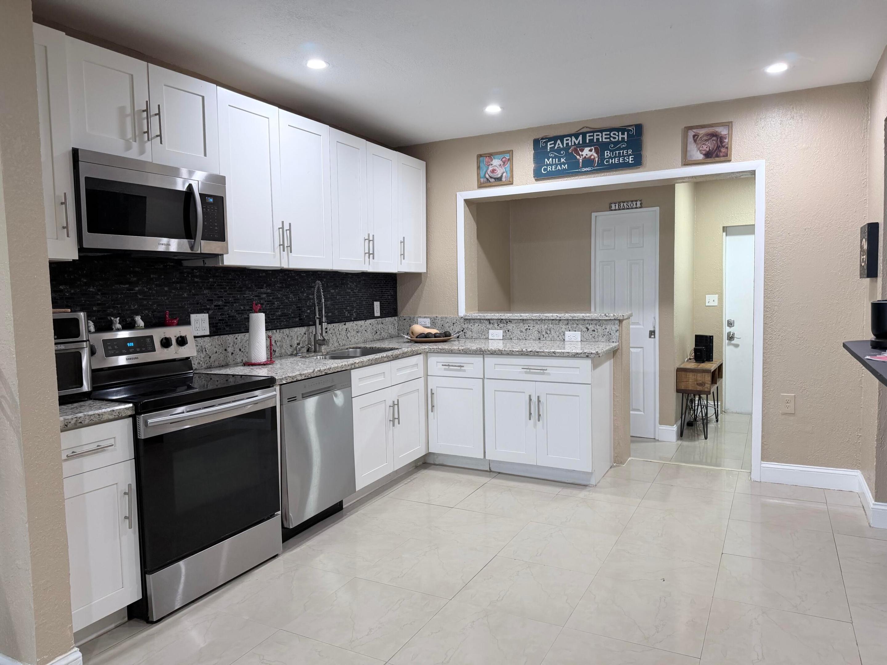 2000 SW 95th Terrace, Miramar, FL 33025, Miramar