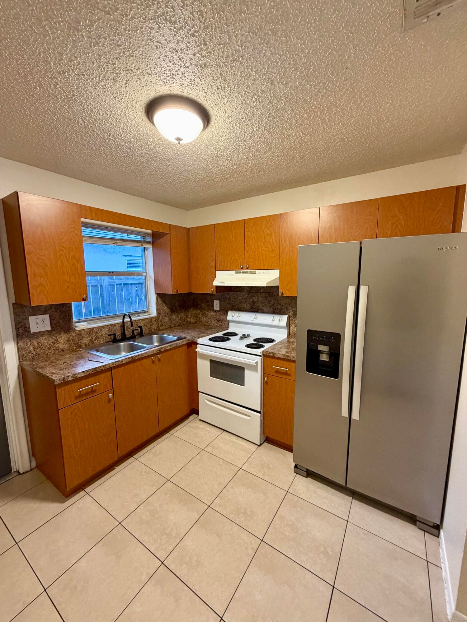 2915 SW 17th Street A-b — photo 2