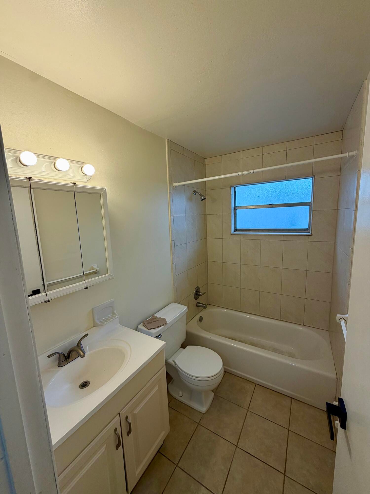 2915 SW 17th Street A-b — photo 3