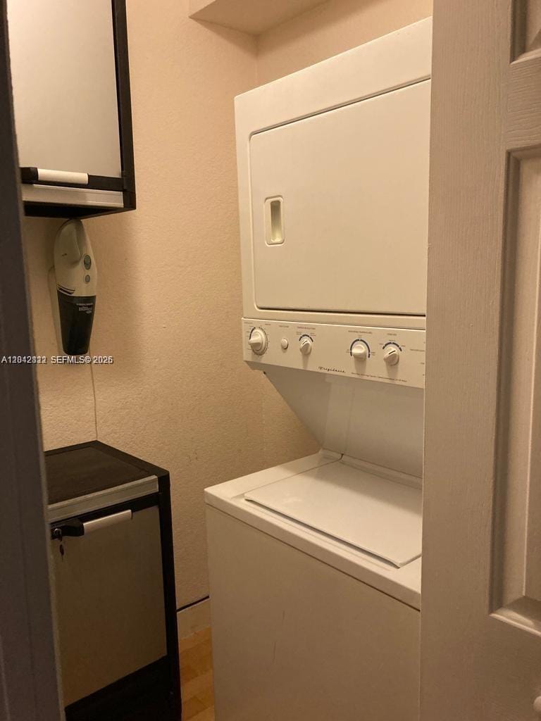 7171 Bay Drive 9 — photo 4