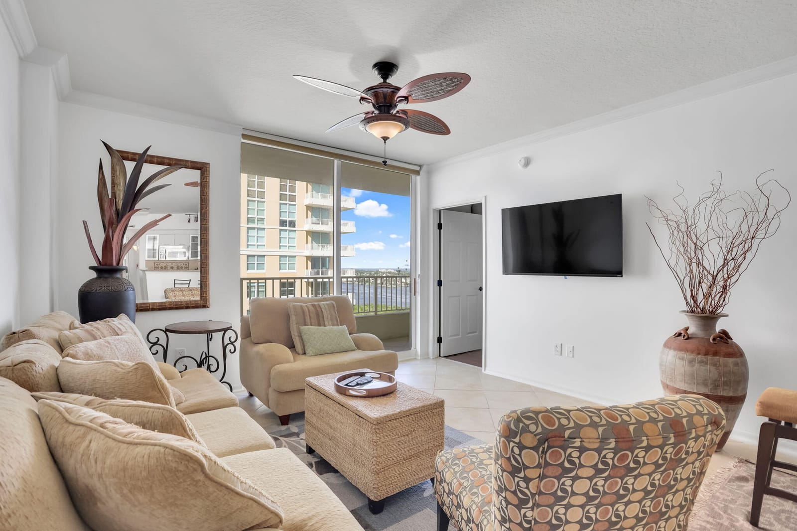 625 Casa Loma Boulevard 1103 — photo 2