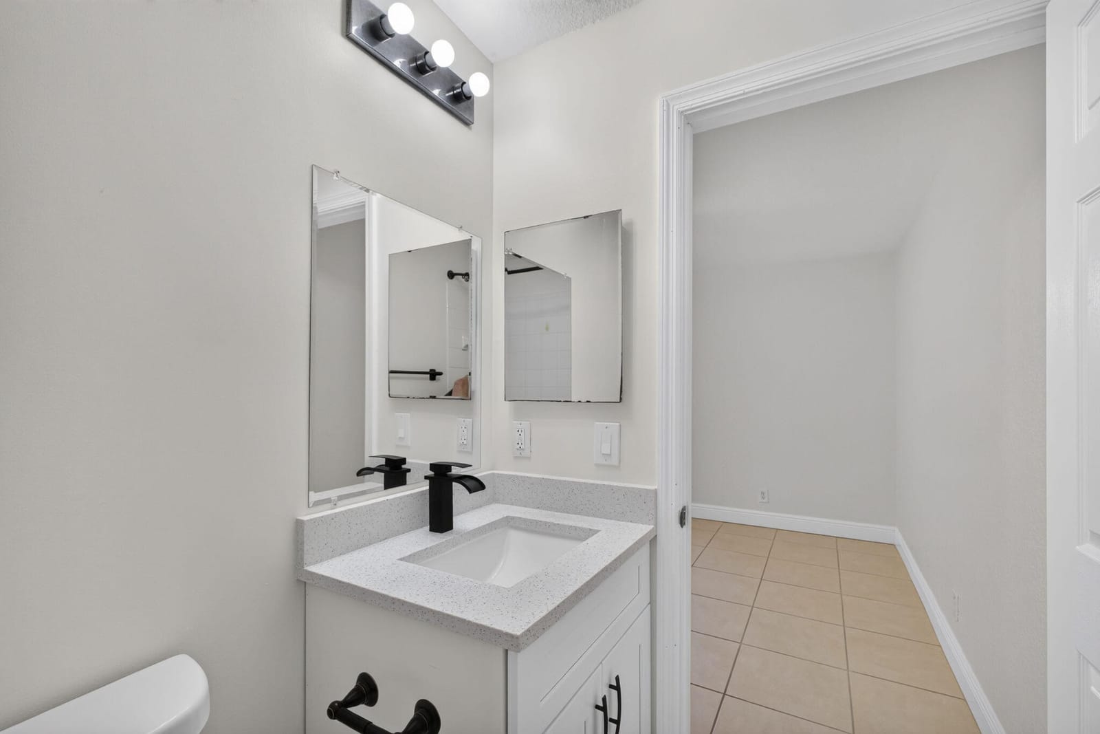 946 Summit Lake Drive, West Palm Beach, FL 33406 photo 20