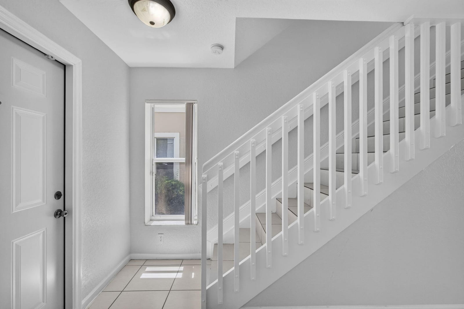 946 Summit Lake Drive — photo 4
